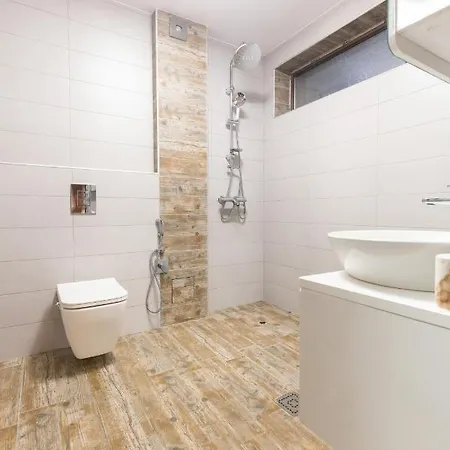 къща за гости