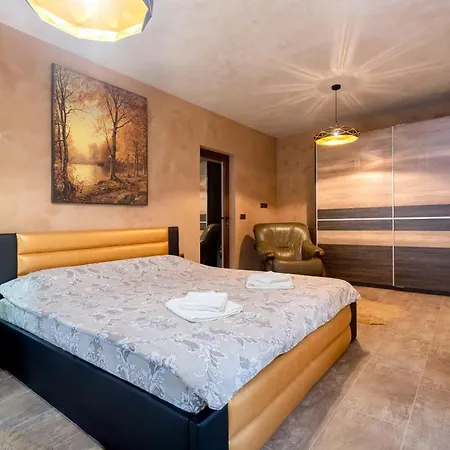 къща за гости