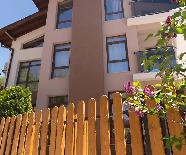 къща за гости