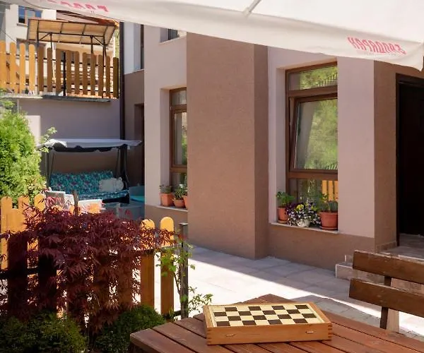 къща за гости