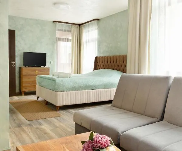 къща за гости